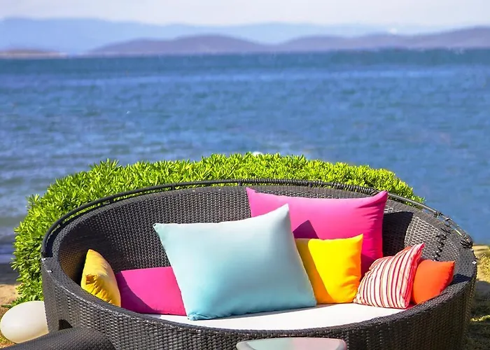 فندق Toka & Club