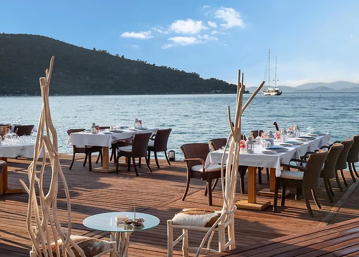 Toka & Club Hotel