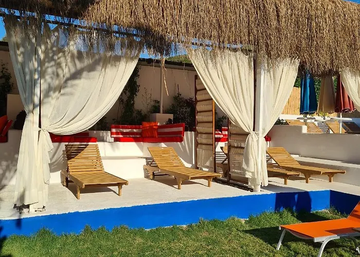 Toka & Club Hotel